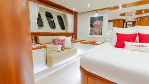 72-Sunseeker-Predator-VANISH-13