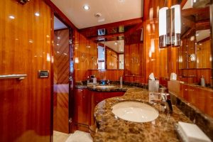 78 Ocean Alexander Lodestar - Torrens Luxury Collection - 29