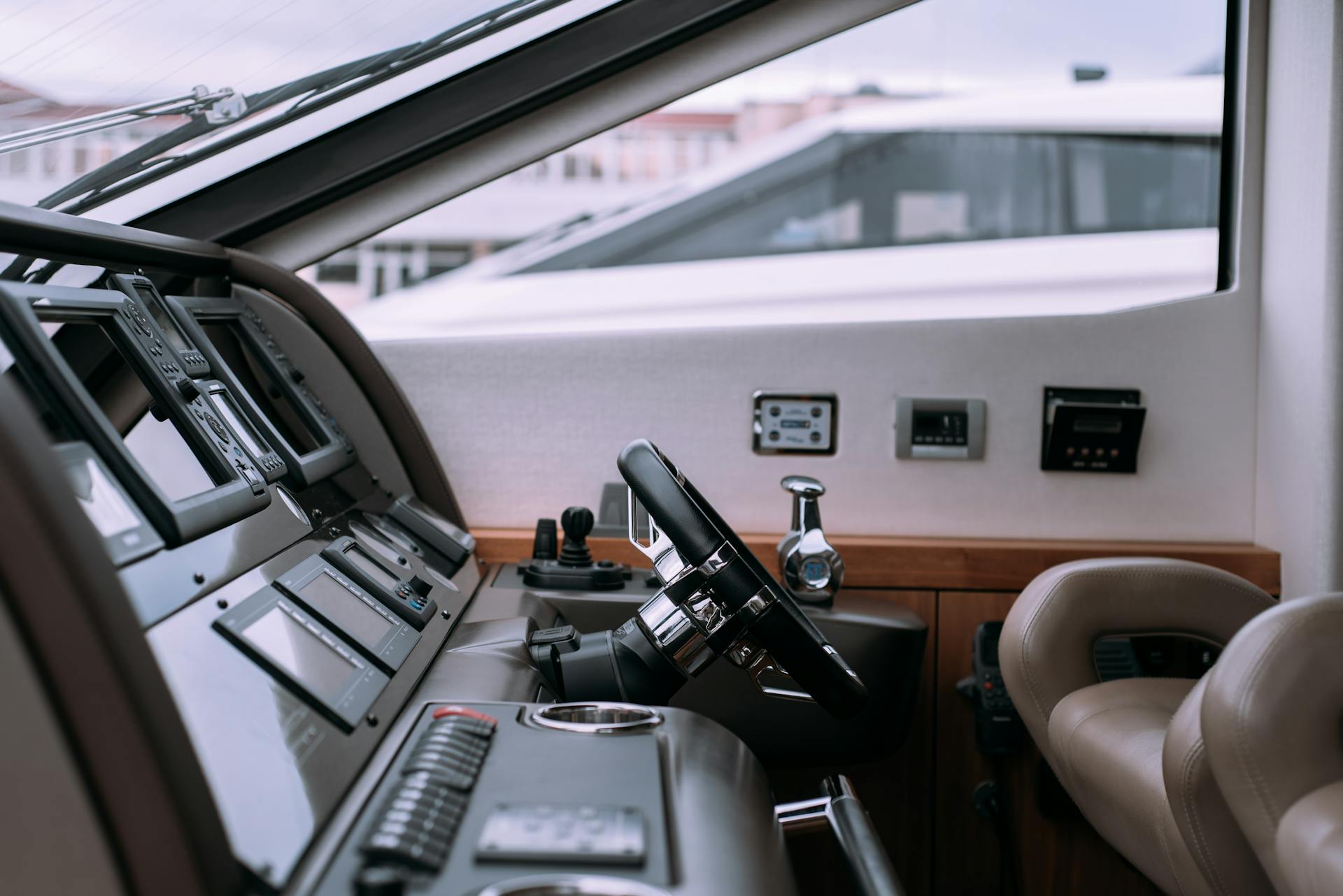 Luxury Yacht Dashboard - Buyers Agent Services - TLC