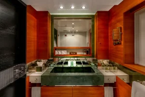 Double Cabin En Suite - Scott Free -  Yacht for Sale - Torrens Luxury Collection