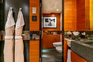 Convertible cabin en suite - Scott Free -  Yacht for Sale - Torrens Luxury Collection