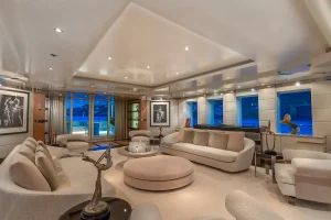 Main deck lounge - Scott Free - Yacht for Sale - Torrens Luxury Collection