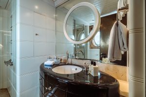 Bathroom - Samira 180 Amels - Yacht For Sale - Torrens Luxury Collection