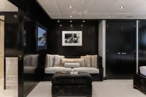 Lounge Trinity Yachts - CARPE DIEM Yacht for Sale - Torrens Luxury Collection