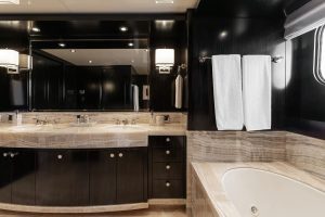 Ensuite Bathtub Trinity Yachts - CARPE DIEM Yacht for Sale - Torrens Luxury Collection